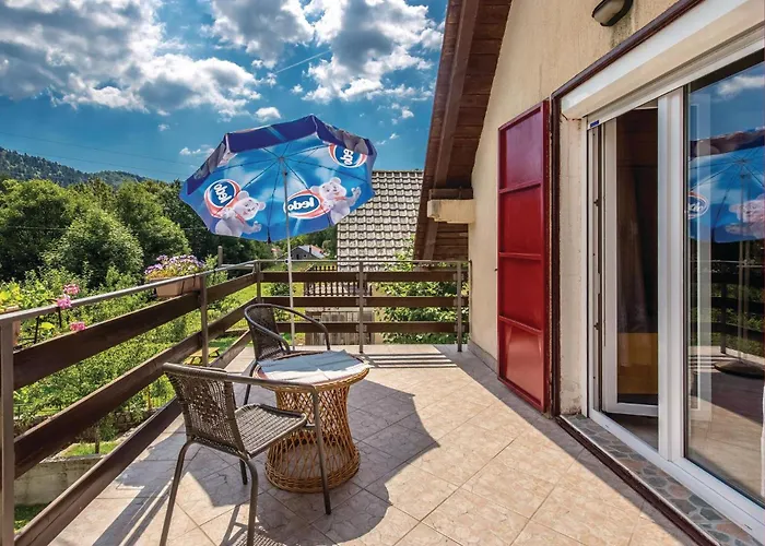 Pet Friendly In With Wifi Breze